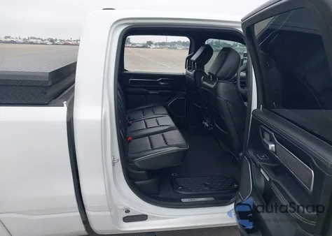 2022 Ram 1500 Laramie 4X4 6'4 Box из США, поврежденный, VIN 1C6SRFRT4NN420005